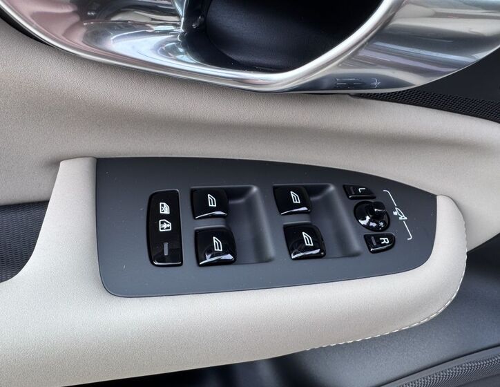 Volvo XC90 16