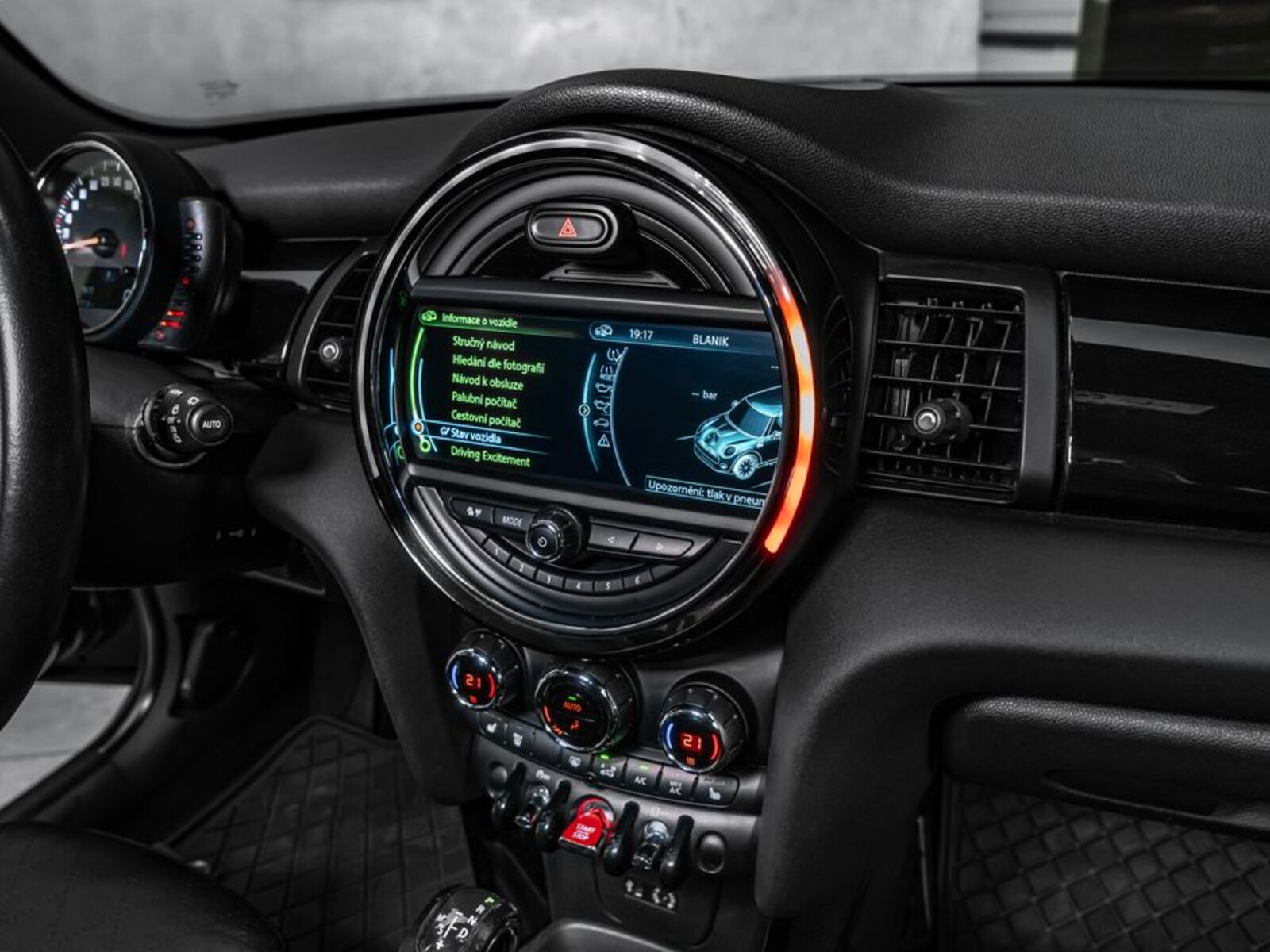 Mini Cooper S 17