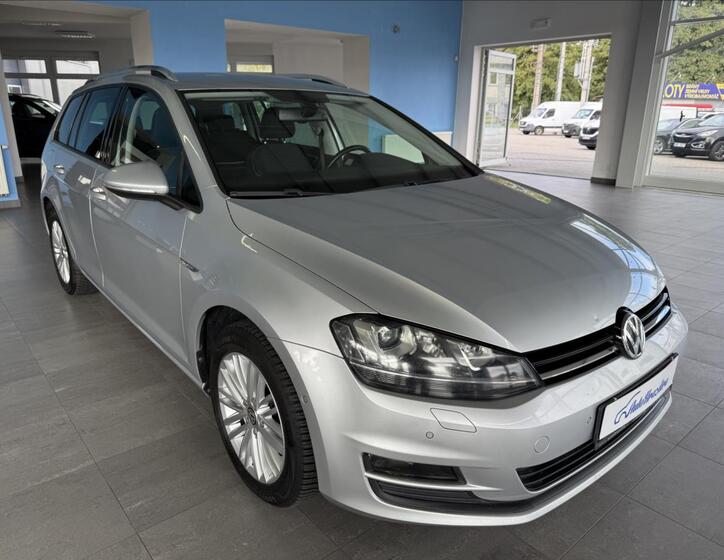 Volkswagen Golf 1