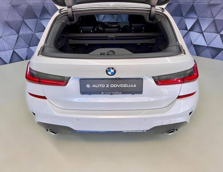 BMW Řada 3 28