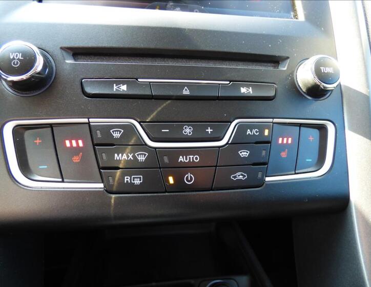 Ford Mondeo 34