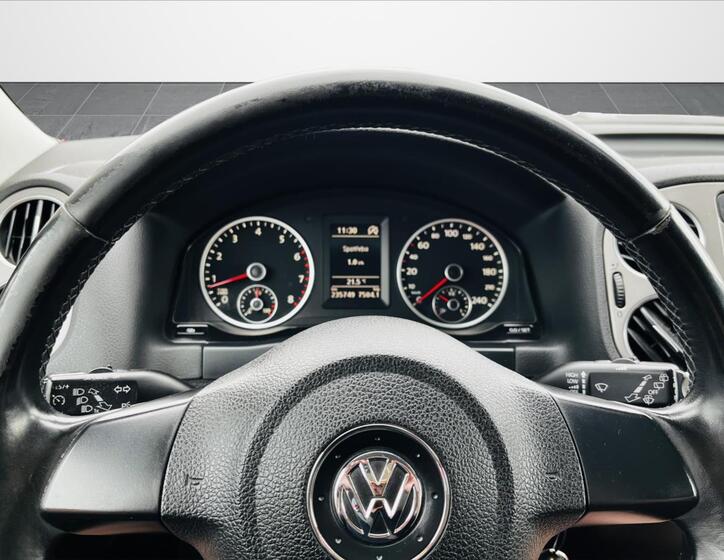 Volkswagen Tiguan 15