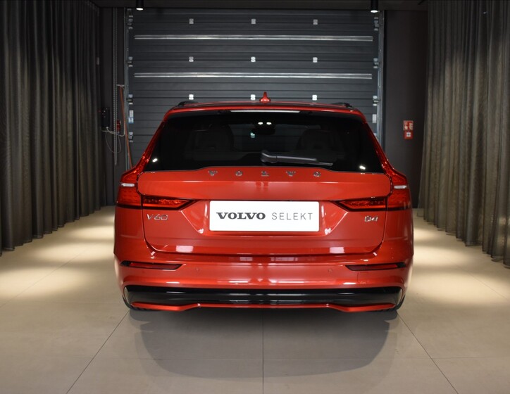 Volvo V60 5