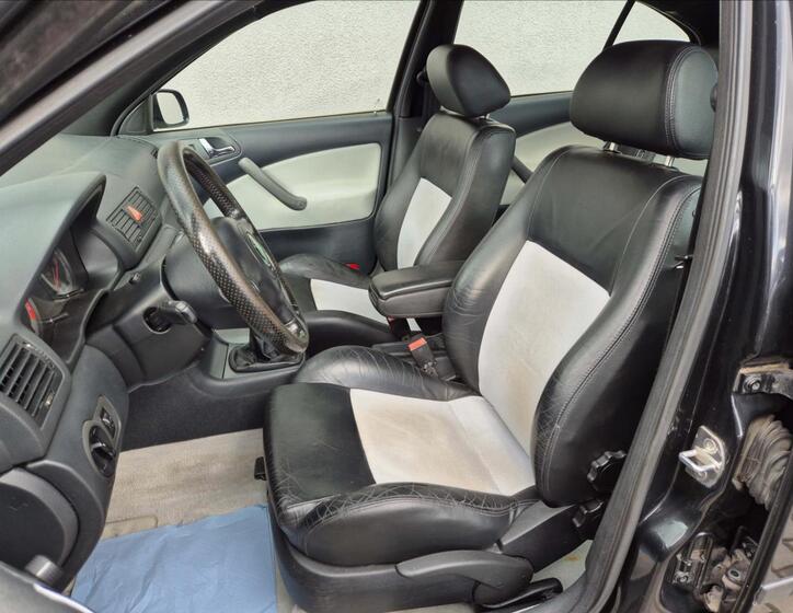 Škoda Octavia 12