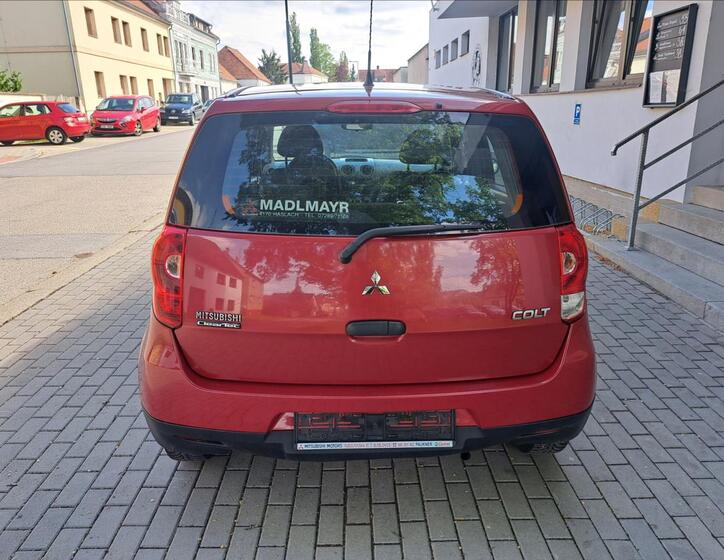 Mitsubishi Colt 8