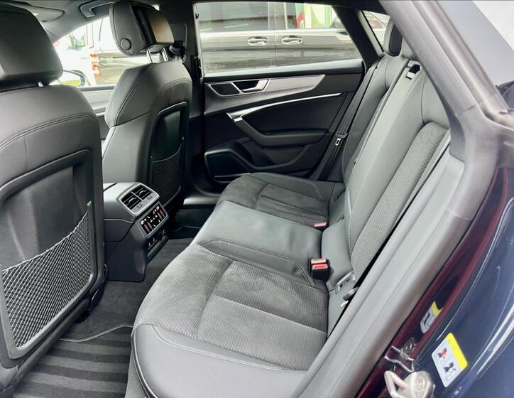 Audi A7 12