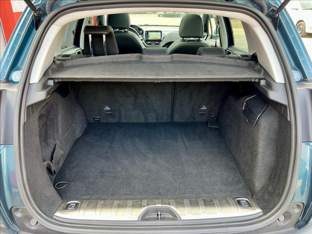 Peugeot 2008 14