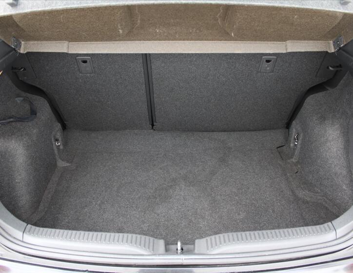 Toyota Auris 12