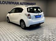 Toyota Verso 14