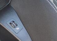 Peugeot 208 18