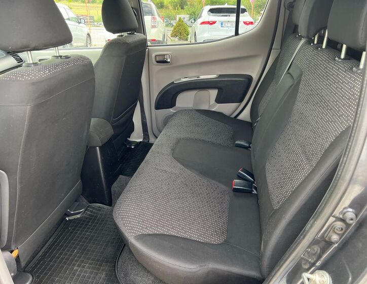 Mitsubishi L200 7