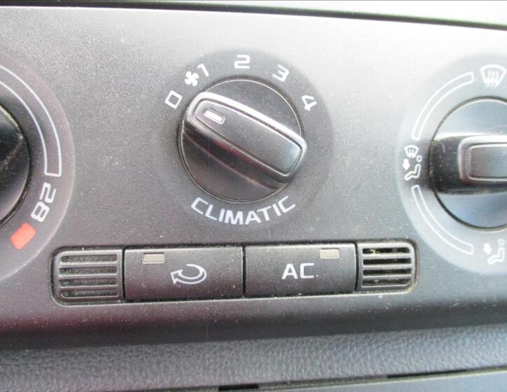 Škoda Roomster 10