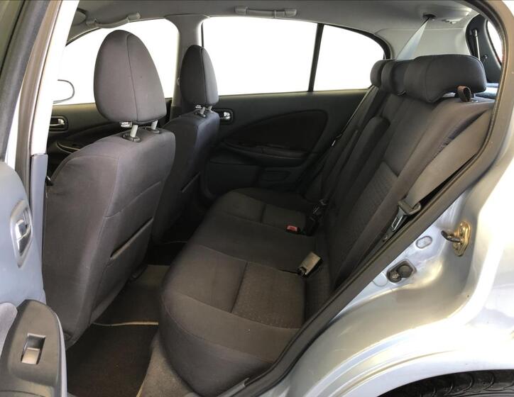Nissan Almera 10