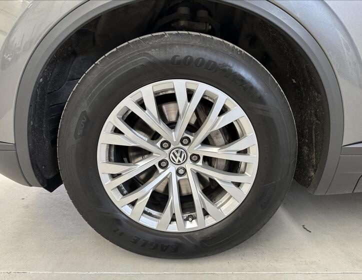 Volkswagen Touareg 32