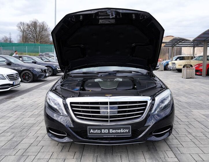 Mercedes-Benz Třídy S 9