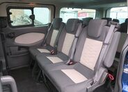 Ford Tourneo Custom 32