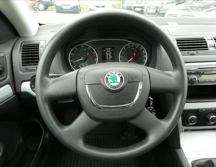 Škoda Octavia 27