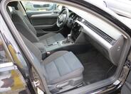 Volkswagen Passat 11