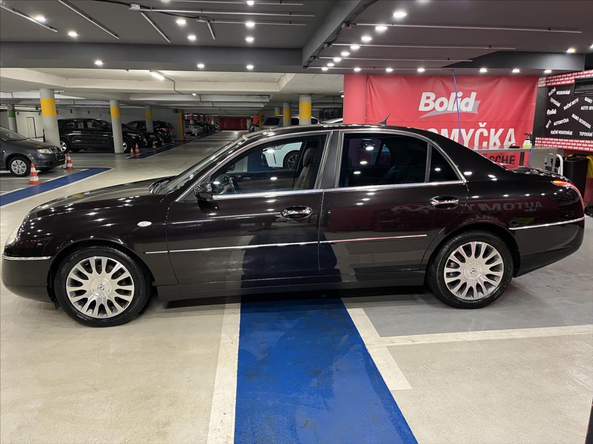 Lancia Thesis