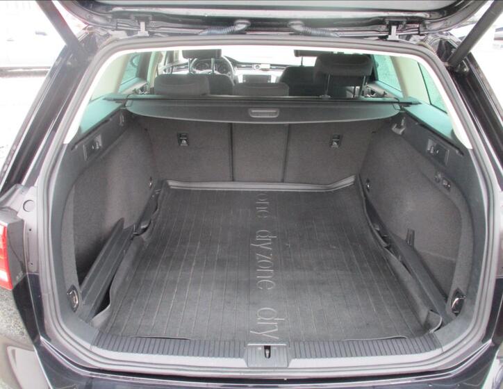 Volkswagen Passat 13