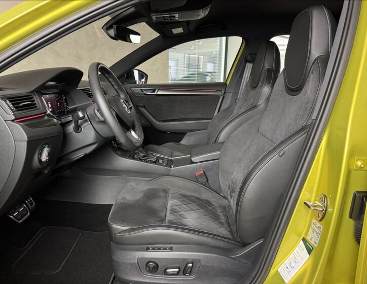 Škoda Superb 24