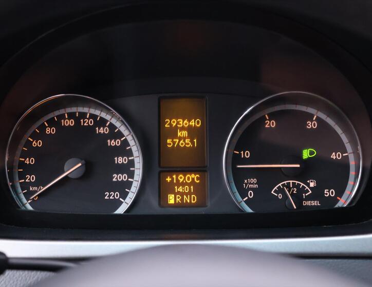 Mercedes-Benz Viano 16