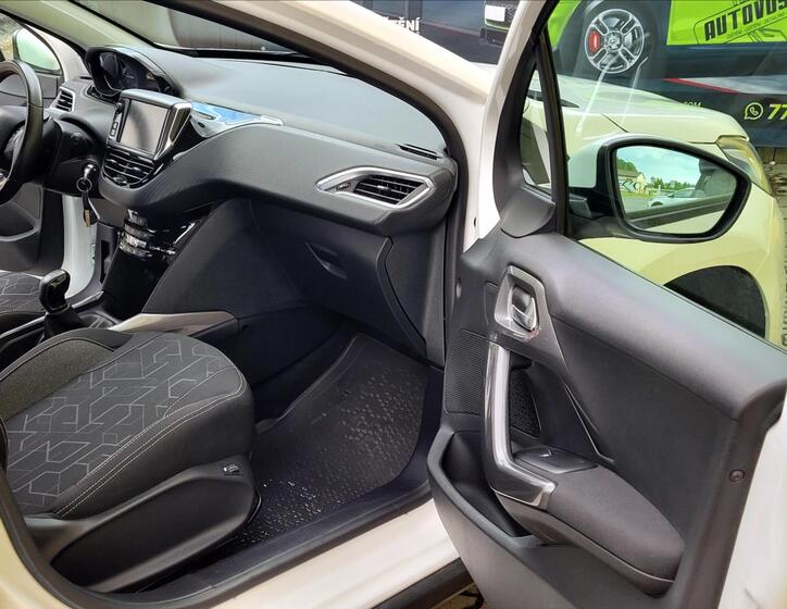 Peugeot 2008 19