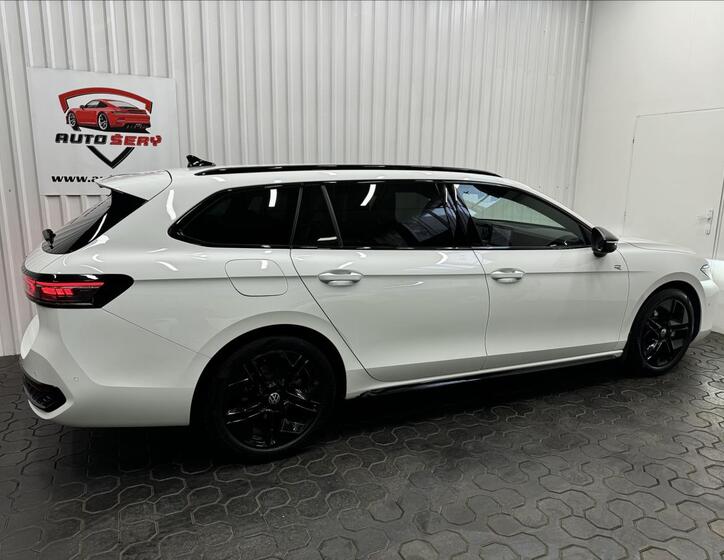Volkswagen Passat 9