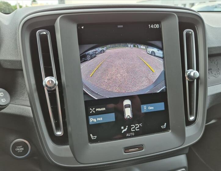 Volvo XC40 13