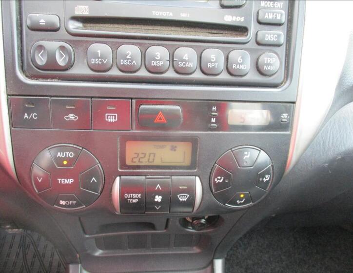 Toyota RAV4 16