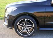 Mercedes-Benz GLE 33