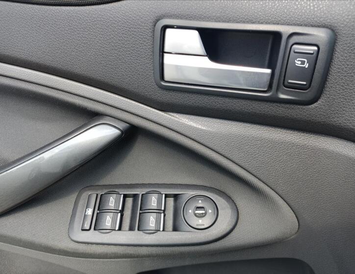 Ford Kuga 21