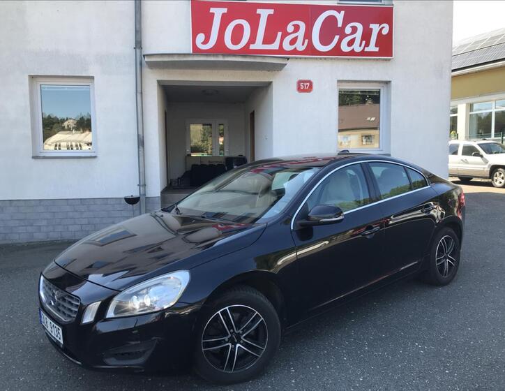 Volvo S60 1