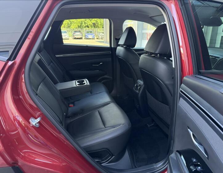 Hyundai Tucson 13