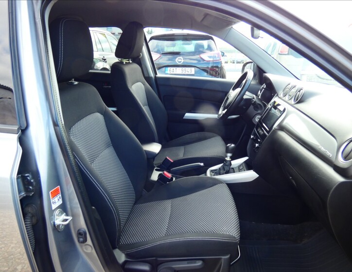 Suzuki Vitara 11