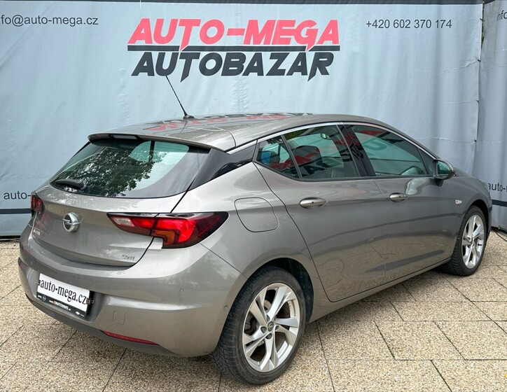 Opel Astra 6