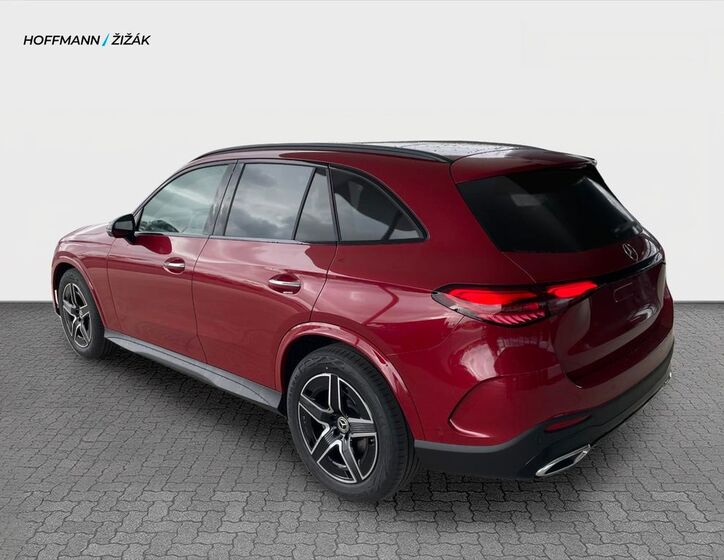 Mercedes-Benz GLC 7