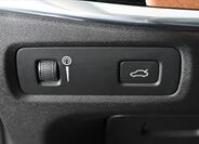 Volvo V90 28