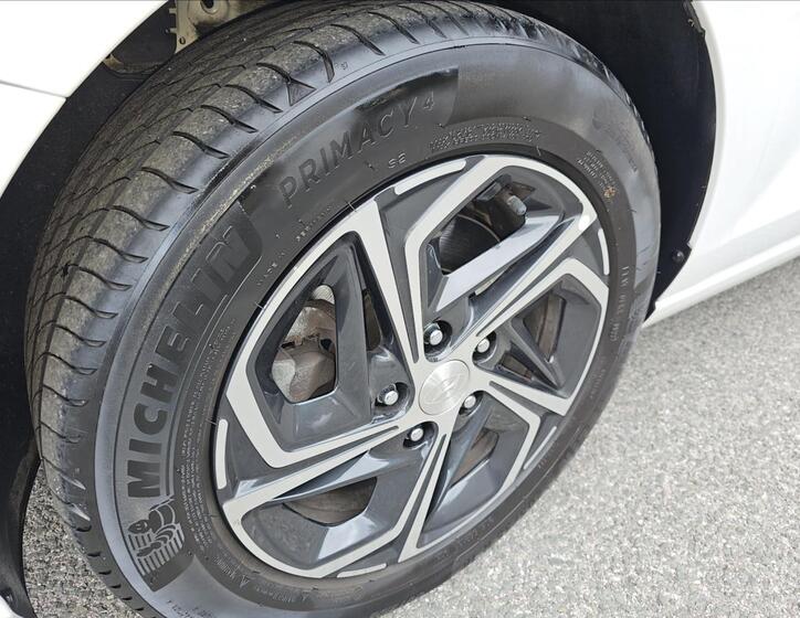 Hyundai i30 18