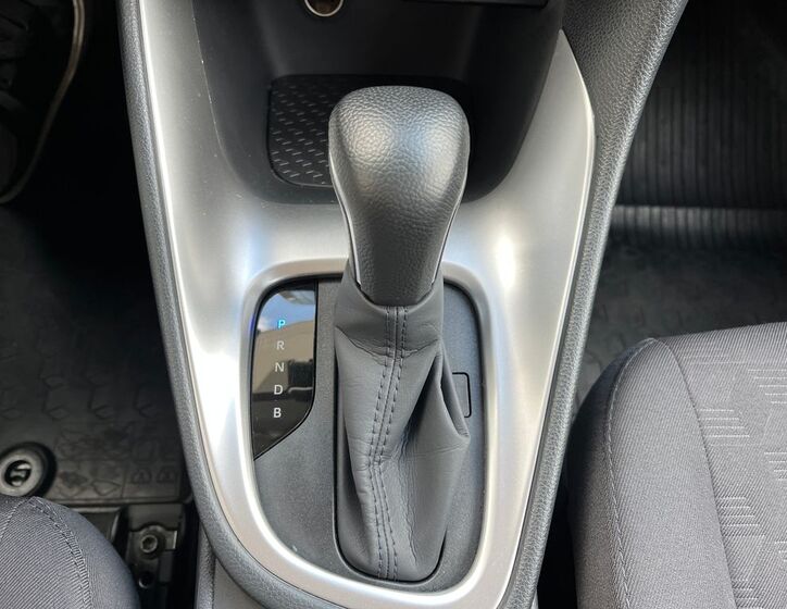 Toyota Yaris 25