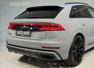 Audi Q8 11