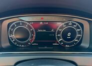 Volkswagen Golf 10