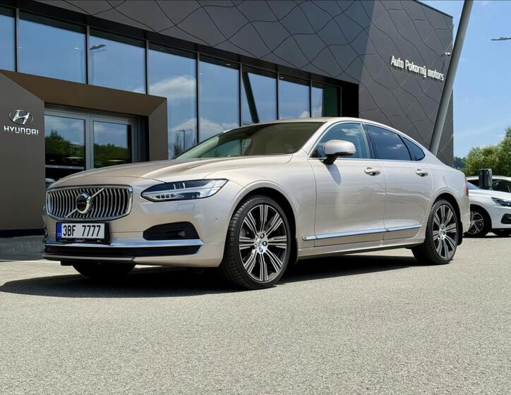 Volvo S90 1
