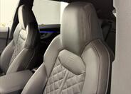 Audi Q8 23