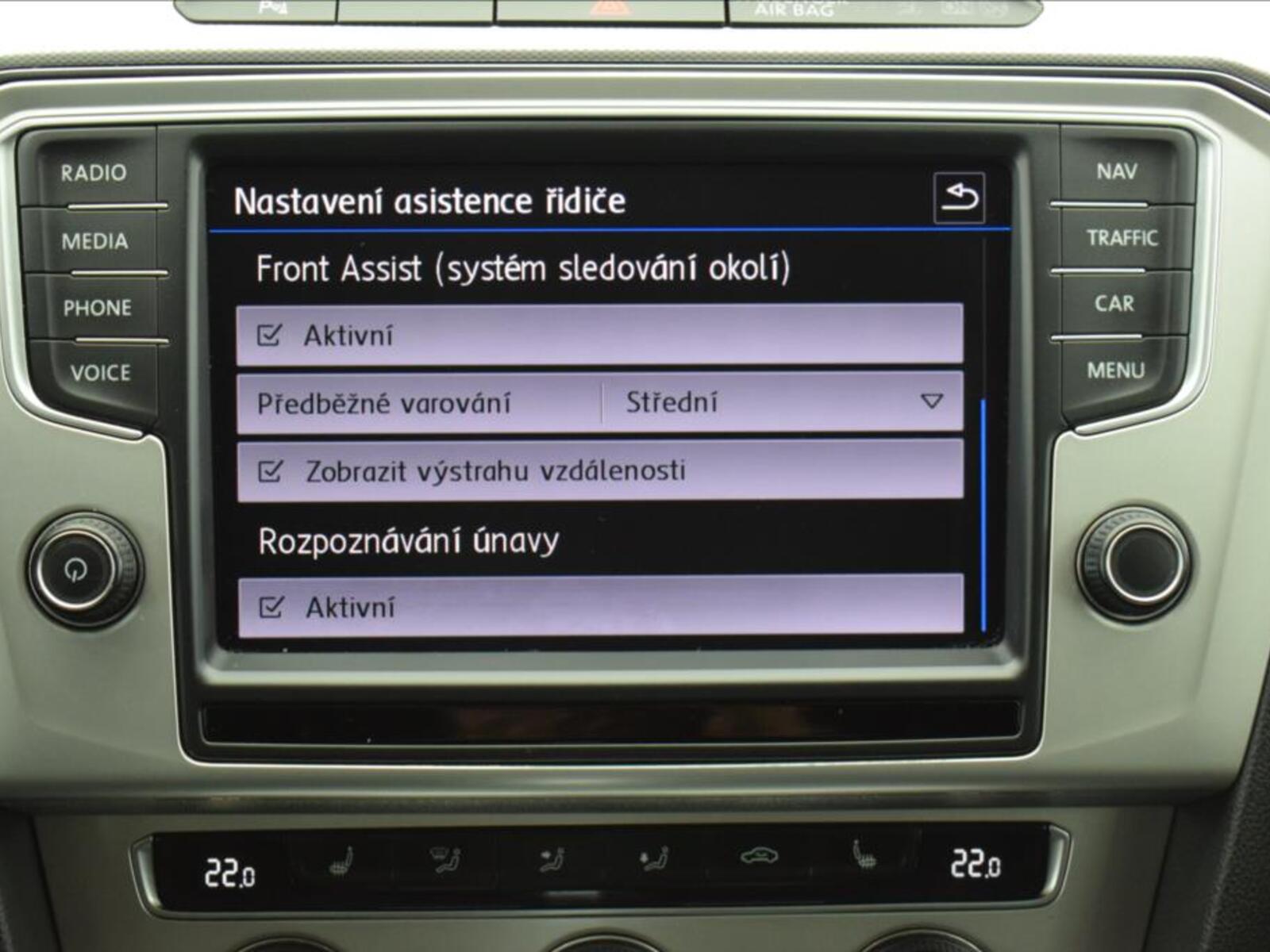 Volkswagen Passat 24