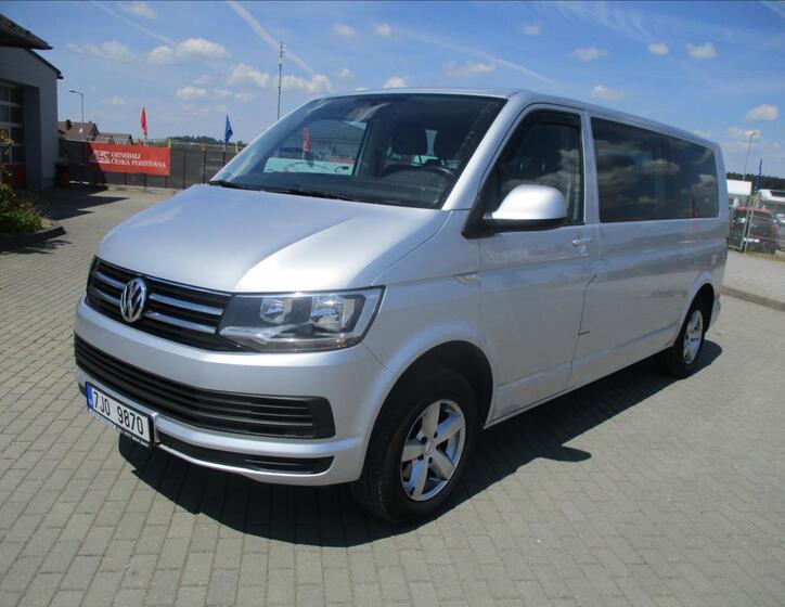 Volkswagen Caravelle 1