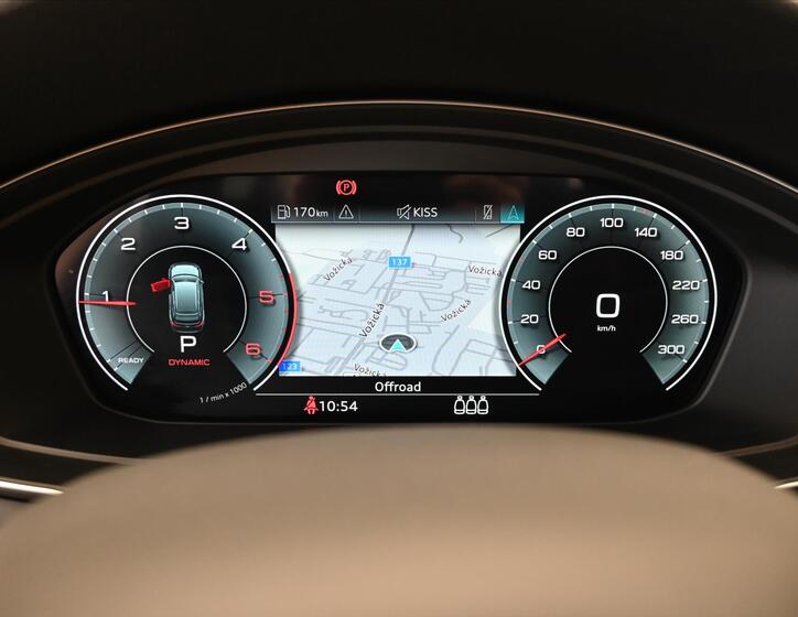 Audi A4 16