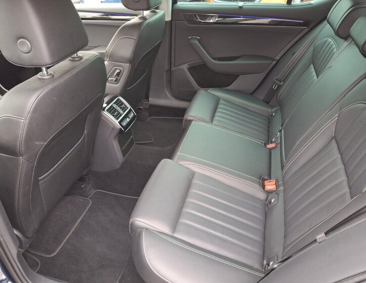 Škoda Superb 10