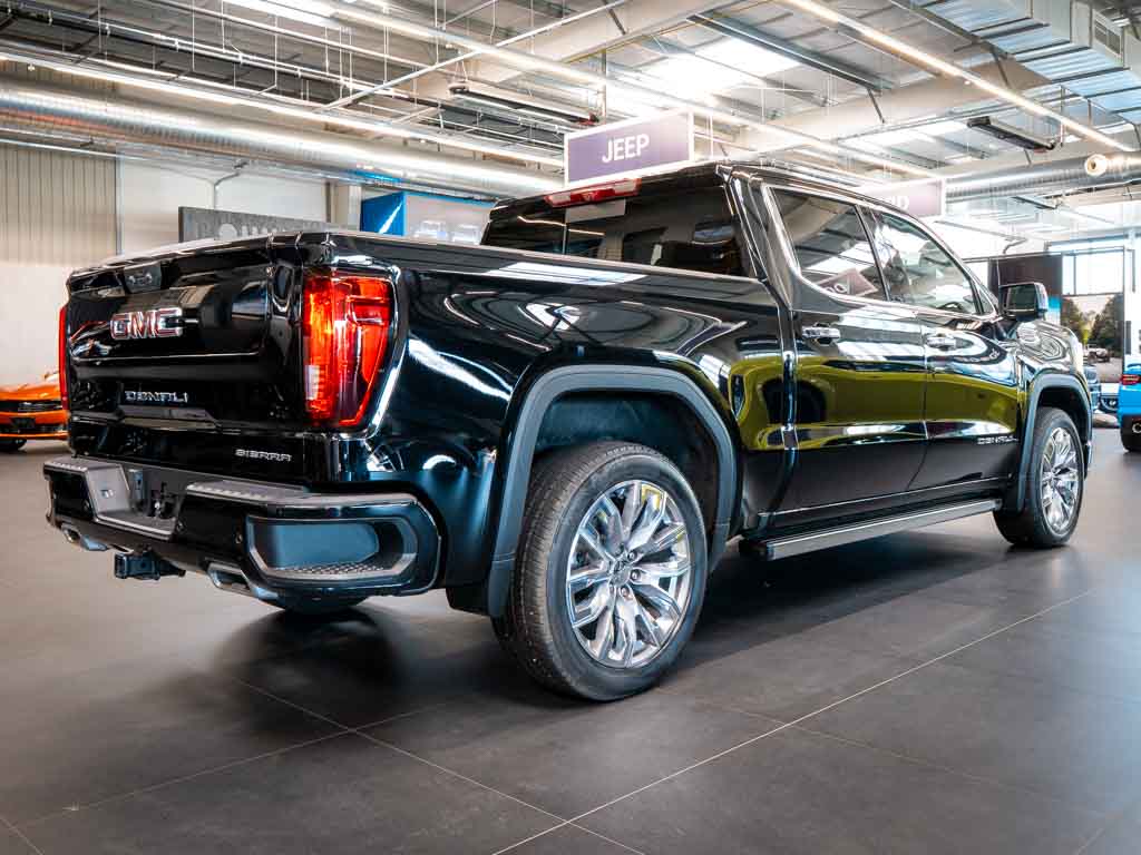 GMC Sierra