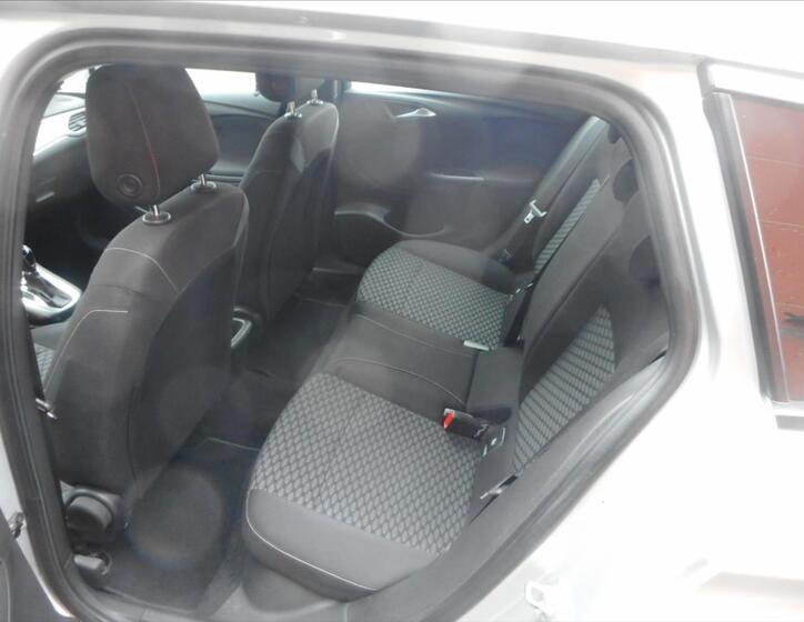 Opel Astra 21